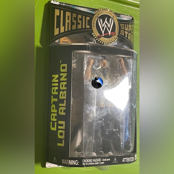 WWE Jakks Classic Superstars Collector Series 12 CAPTAIN LOU ALBANO with Chair - Picture 3 of 4